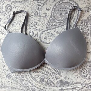 Victoria’s Secret 32DD Metallic Gray Women's Bra